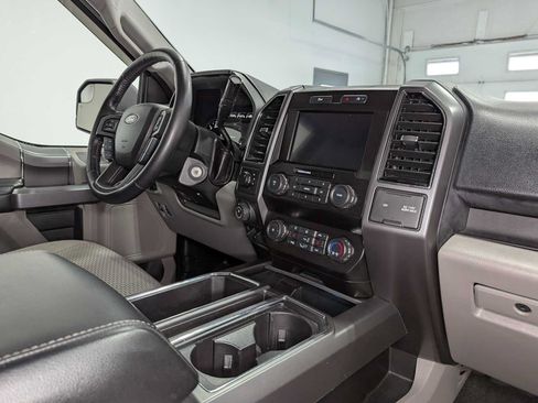 Used 2020 Ford F150 XLT w/ Equipment Group 302A Luxury AWD/4WD image 45