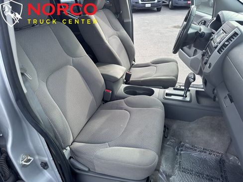 Used 2017 Nissan Frontier SV image 20