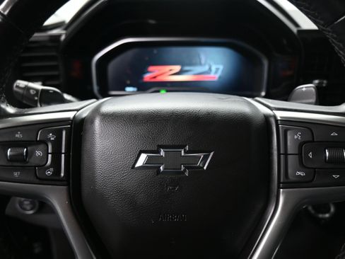 Used 2022 Chevrolet Silverado 1500 RST AWD/4WD image 16
