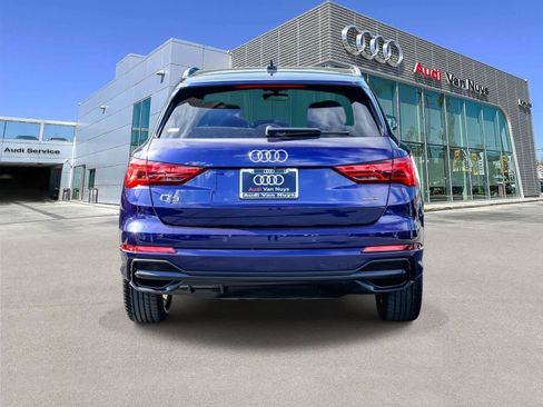 Used 2022 Audi Q3 2.0T Premium w/ Convenience Package image 3