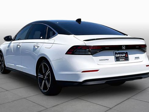 Used 2025 Honda Accord Sport image 11