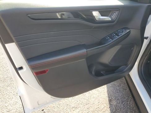 New 2025 Ford Escape ST-Line image 11