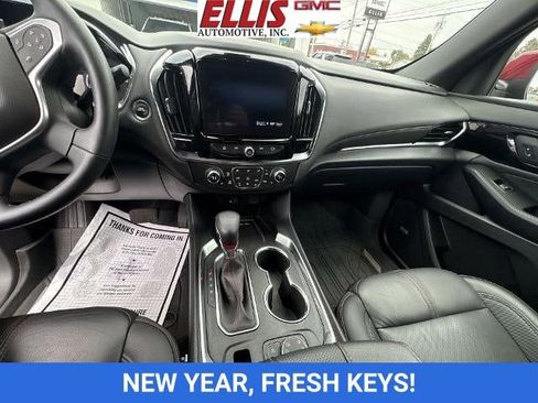 Used 2023 Chevrolet Traverse RS w/ LPO, Floor Liner Package image 11