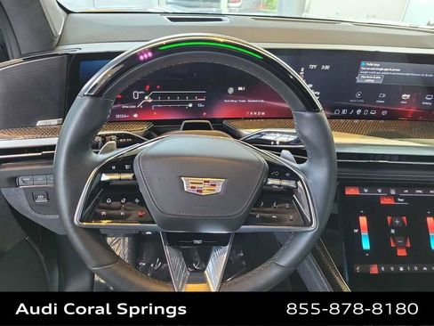 Used 2025 Cadillac Escalade V image 15