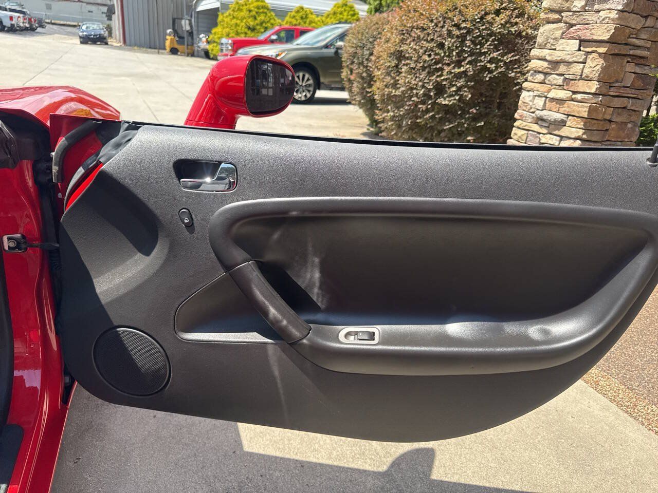Used 2008 Pontiac Solstice Convertible w/ Preferred Package RWD image 16