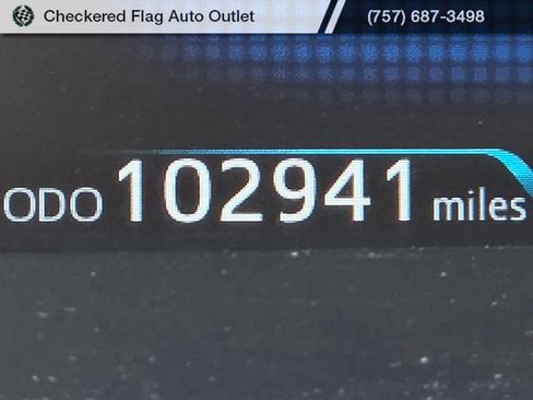 Used 2016 Toyota Prius Three Touring FWD image 12