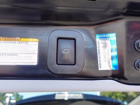 Certified 2020 Toyota Sienna XLE w/ XLE Navigation Package FWD image 29