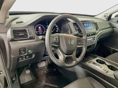 Used 2024 Honda Ridgeline Sport image 10