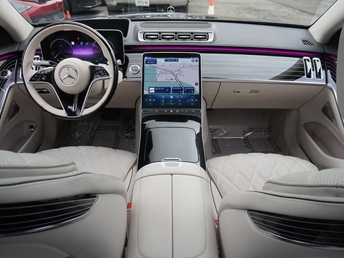 Used 2023 Mercedes-Benz S 580 4MATIC Sedan w/ 3D Technology Package image 71