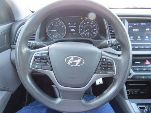 Used 2018 Hyundai Elantra SEL image 16