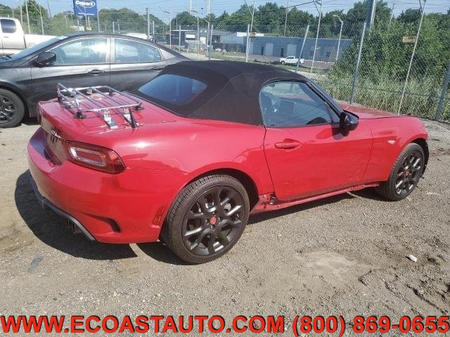 Used 2017 FIAT 124 Spider Abarth RWD image 2