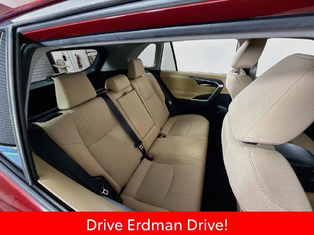 Certified 2019 Toyota RAV4 XLE w/ Convenience Package FWD image 27