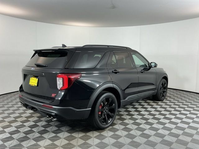 Used 2023 Ford Explorer ST w/ Technology Package AWD/4WD image 5