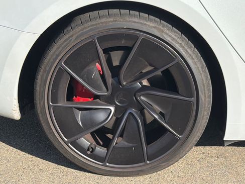 Used 2024 Tesla Model 3 Performance AWD/4WD image 20