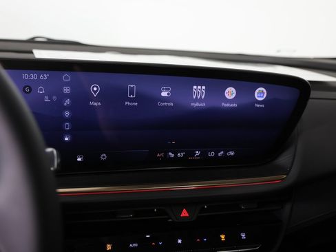 New 2025 Buick Envision Avenir image 19