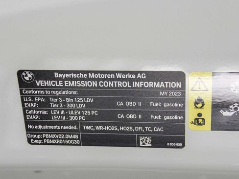 Used 2023 BMW 230i Coupe w/ Convenience Package image 28