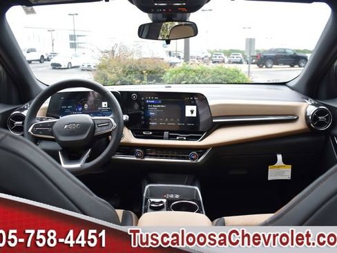 New 2026 Chevrolet Equinox ACTIV image 3