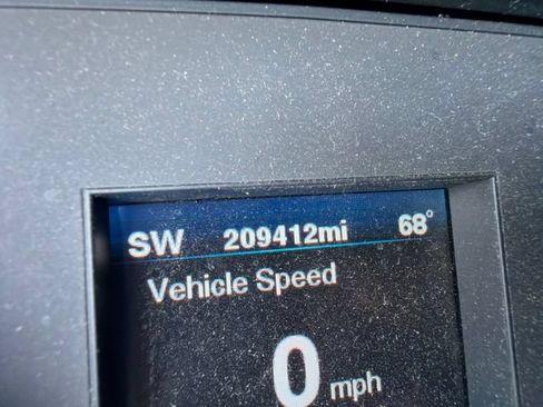 Used 2012 Chrysler 300 C Luxury Series w/ 19-Premium Speaker Group RWD image 47