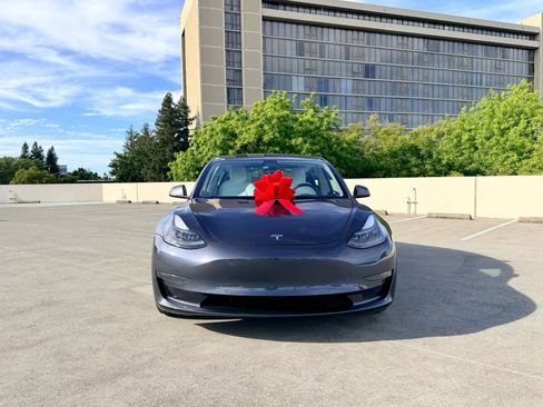 Used 2021 Tesla Model 3 Long Range AWD/4WD image 19