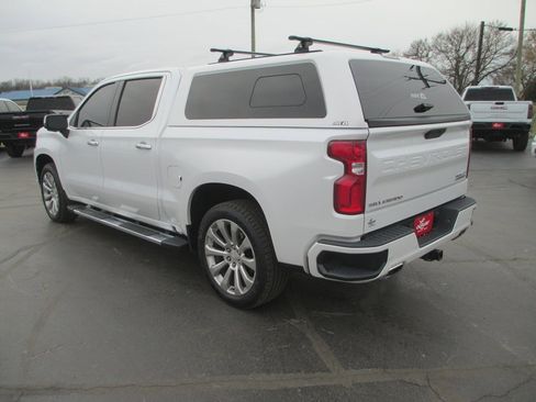 Used 2019 Chevrolet Silverado 1500 High Country image 9