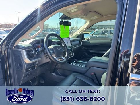 Used 2024 Ford Expedition XLT AWD/4WD image 28