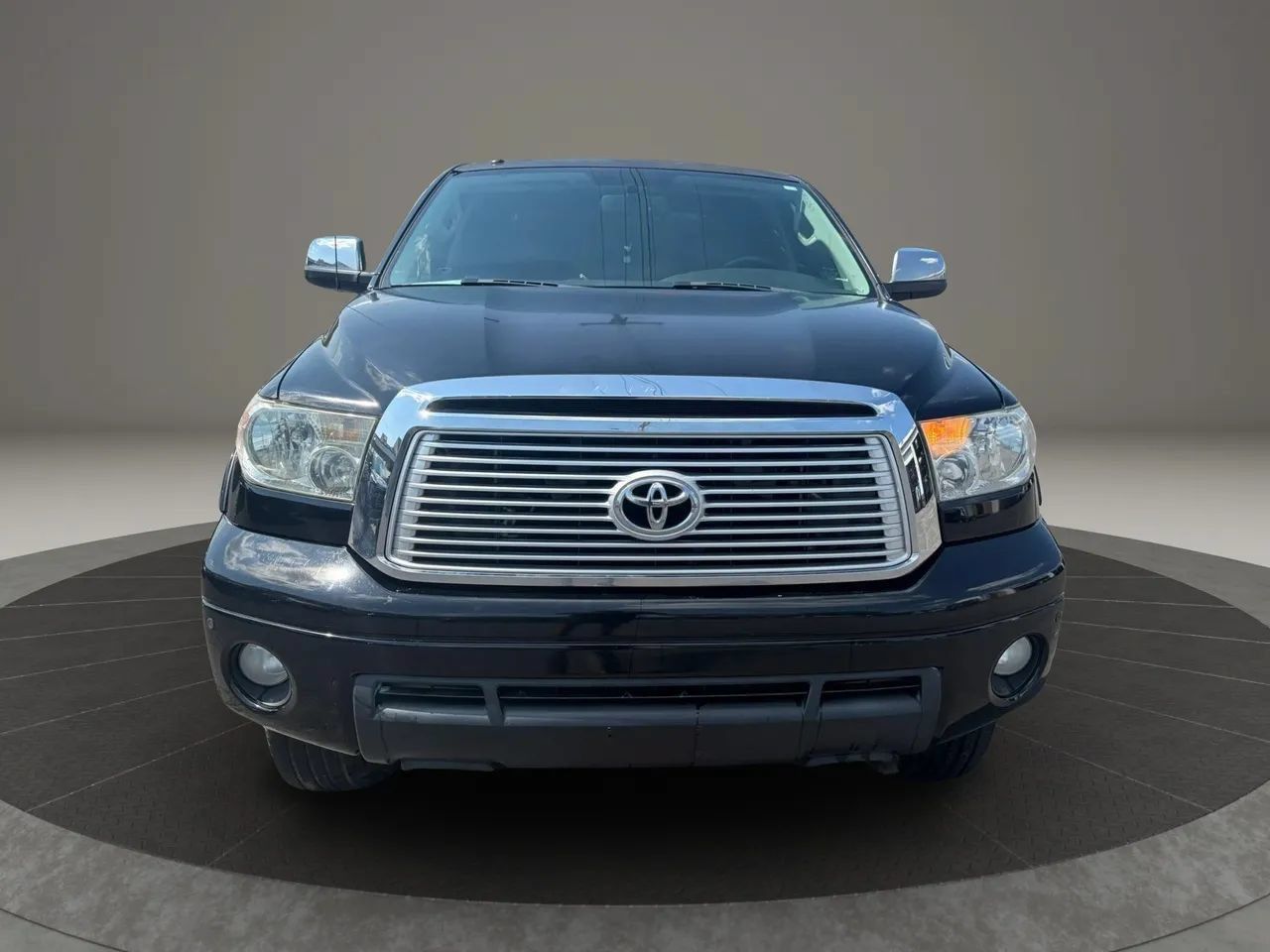 Used 2013 Toyota Tundra Limited w/ Memory Pkg AWD/4WD image 8