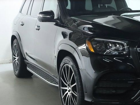 Used 2022 Mercedes-Benz GLS 450 4MATIC image 9