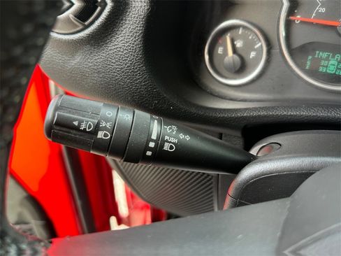 Used 2017 Jeep Wrangler Unlimited Sport w/ Connectivity Group image 30