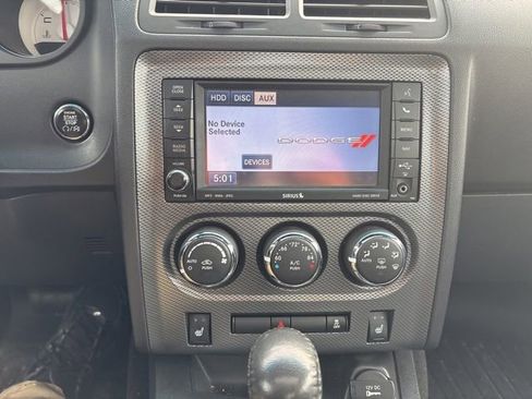 Used 2011 Dodge Challenger R/T image 22