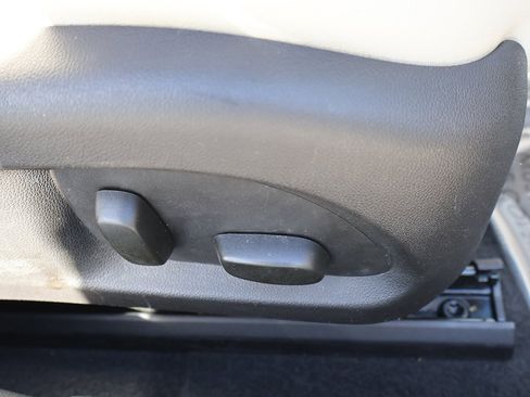 Used 2021 Cadillac CT4 Luxury w/ Sun And Sound Package image 34