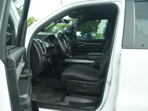 Used 2023 RAM 1500 Big Horn AWD/4WD image 14