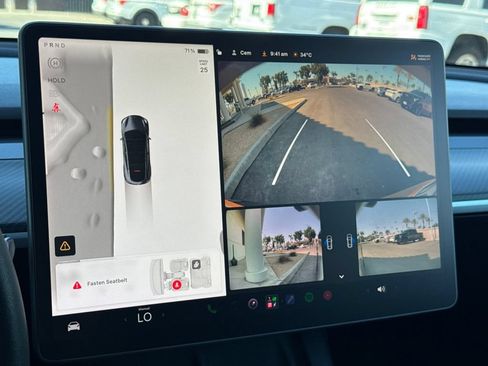 Used 2022 Tesla Model Y Long Range AWD/4WD image 19