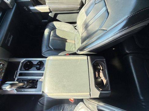 Used 2019 Ford F150 Platinum image 29