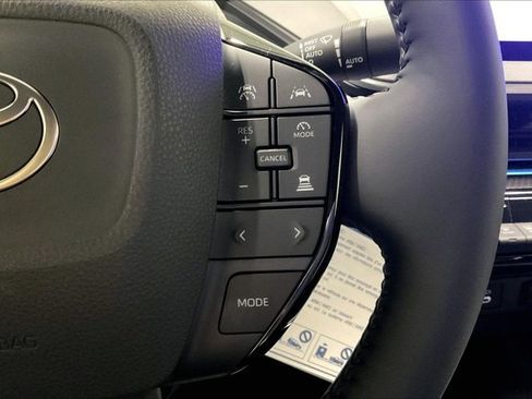 New 2026 Toyota Prius XLE image 19