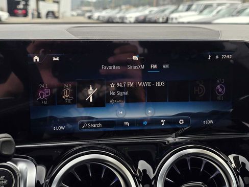 Used 2026 Mercedes-Benz GLB 250 4MATIC image 29