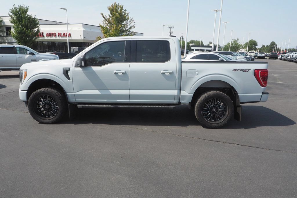 Used 2022 Ford F150 XLT w/ Equipment Group 302A High AWD/4WD image 4