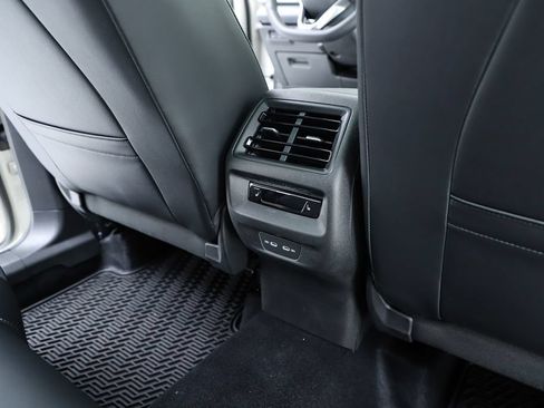 New 2026 Volkswagen Tiguan SEL R-Line AWD/4WD image 78