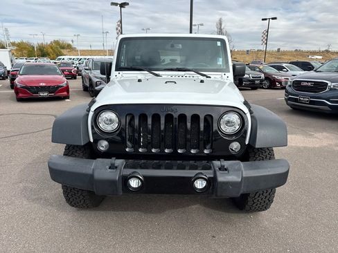 Used 2017 Jeep Wrangler Unlimited Sport image 5