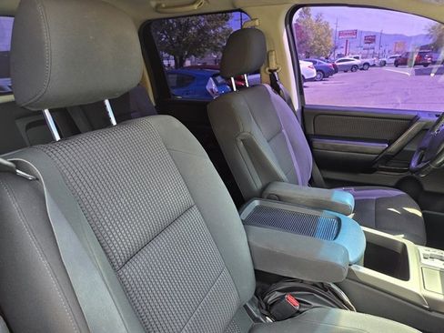 Used 2008 Nissan Titan SE image 7