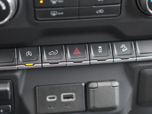 Used 2021 Chevrolet Silverado 1500 Custom Trail Boss w/ Safety Confidence Package image 37