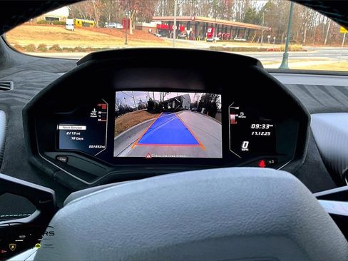 Used 2022 Lamborghini Huracan STO image 20