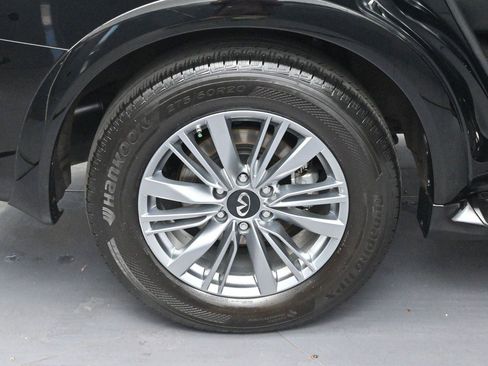 Used 2022 INFINITI QX80 Luxe w/ All-Season Package AWD/4WD image 39