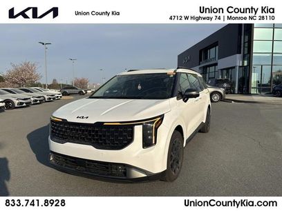 Used 2025 Kia Carnival SX w/ SX Dark Edition Package