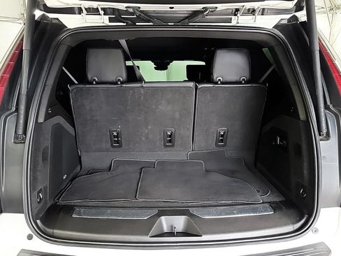Used 2021 Cadillac Escalade Sport w/ Driver Assist Tech Package AWD/4WD image 19