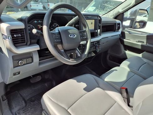 New 2025 Ford F350 XL AWD/4WD image 8