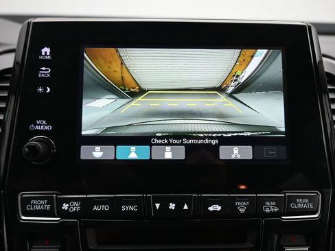 Used 2024 Honda Odyssey Touring image 22