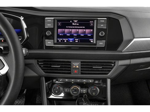 Used 2024 Volkswagen Jetta SE w/ Panoramic Sunroof Package FWD image 7