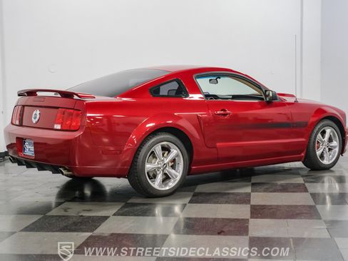 Used 2007 Ford Mustang GT image 12