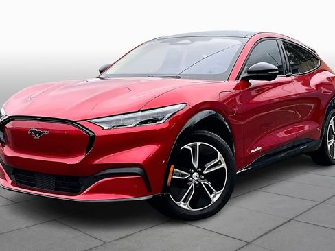 Used 2023 Ford Mustang Mach-E Premium image 34