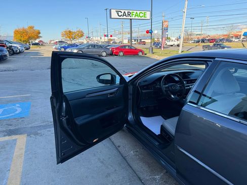 Used 2018 Lexus ES 350 w/ Premier Package image 17